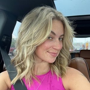 Meet your Posher, Sophia